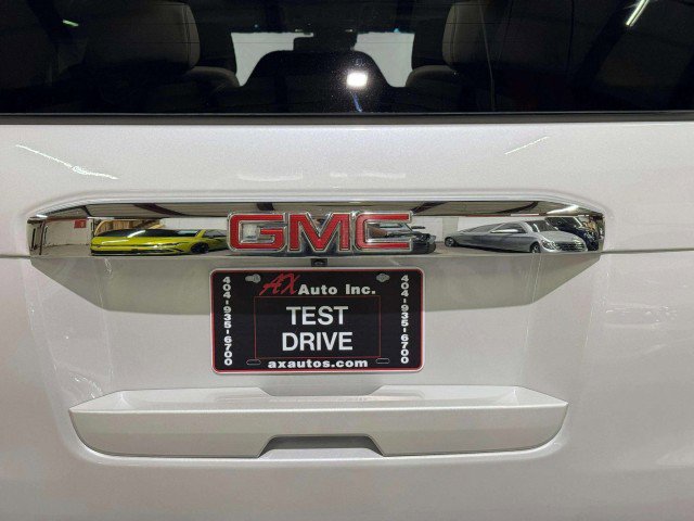 Used 2019 GMC Yukon Denali w/ Denali Ultimate Package image 18