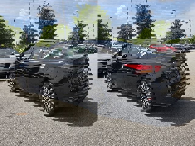 Used 2025 Nissan Altima 2.5 SV FWD image 4