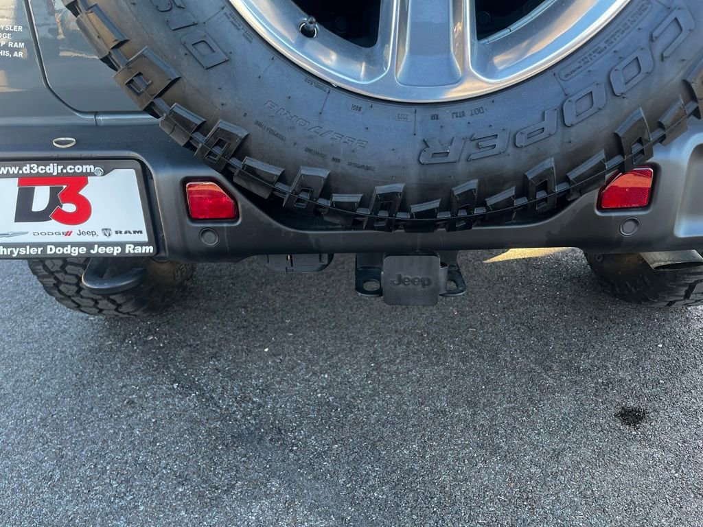 Used 2020 Jeep Wrangler Unlimited Sahara image 37