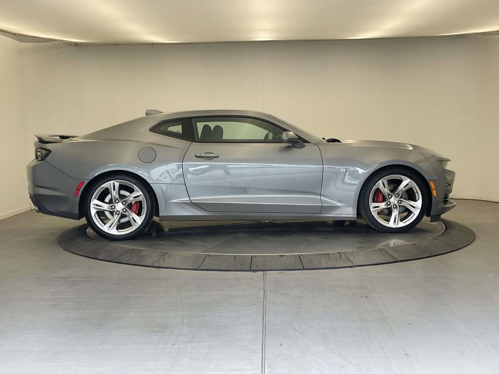 Used 2022 Chevrolet Camaro SS RWD image 6