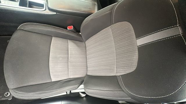 Used 2022 Nissan Sentra SV image 21