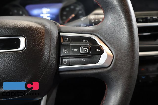 Used 2023 Jeep Compass Trailhawk AWD/4WD image 17