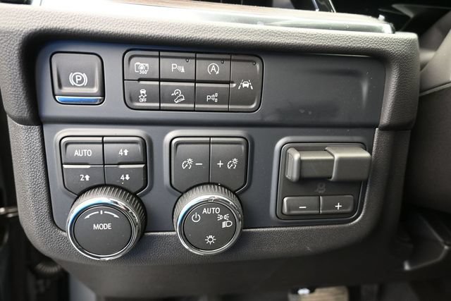 New 2026 Chevrolet Tahoe LS w/ LS Custom Edition AWD/4WD image 20