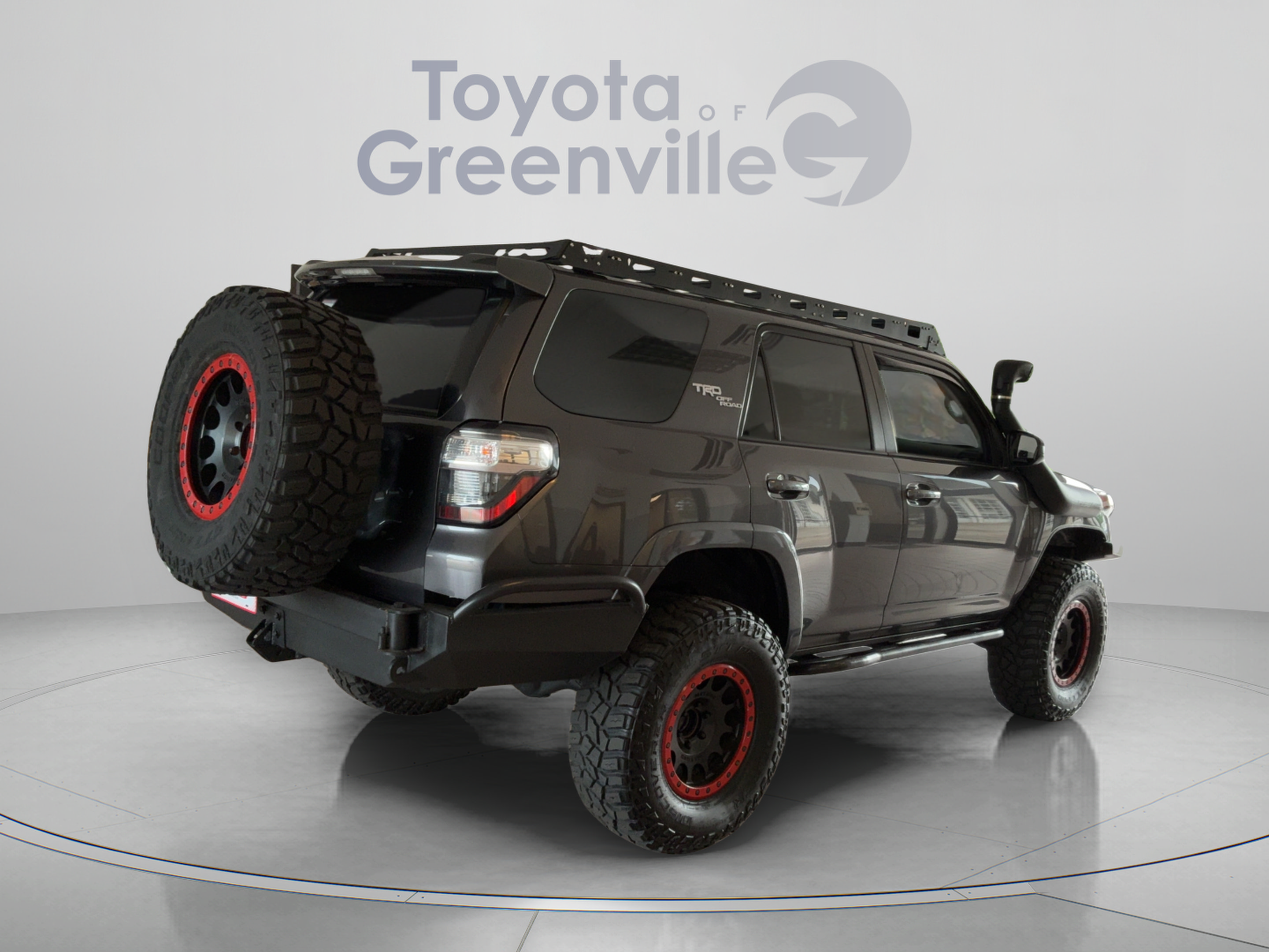 Used 2018 Toyota 4Runner TRD Off-Road w/ TRD Performance Package AWD/4WD image 6