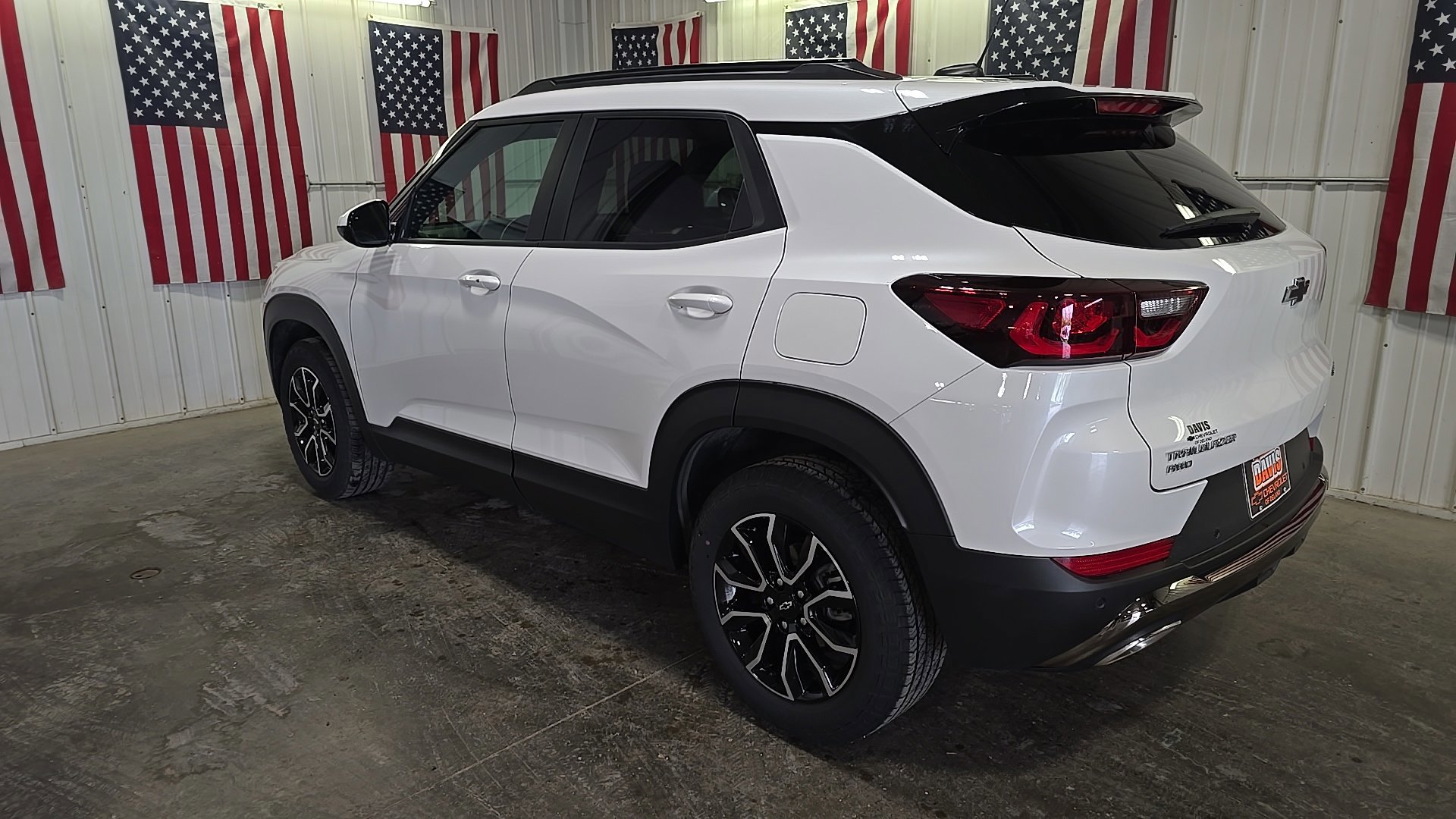 New 2025 Chevrolet TrailBlazer ACTIV w/ Convenience Package image 2