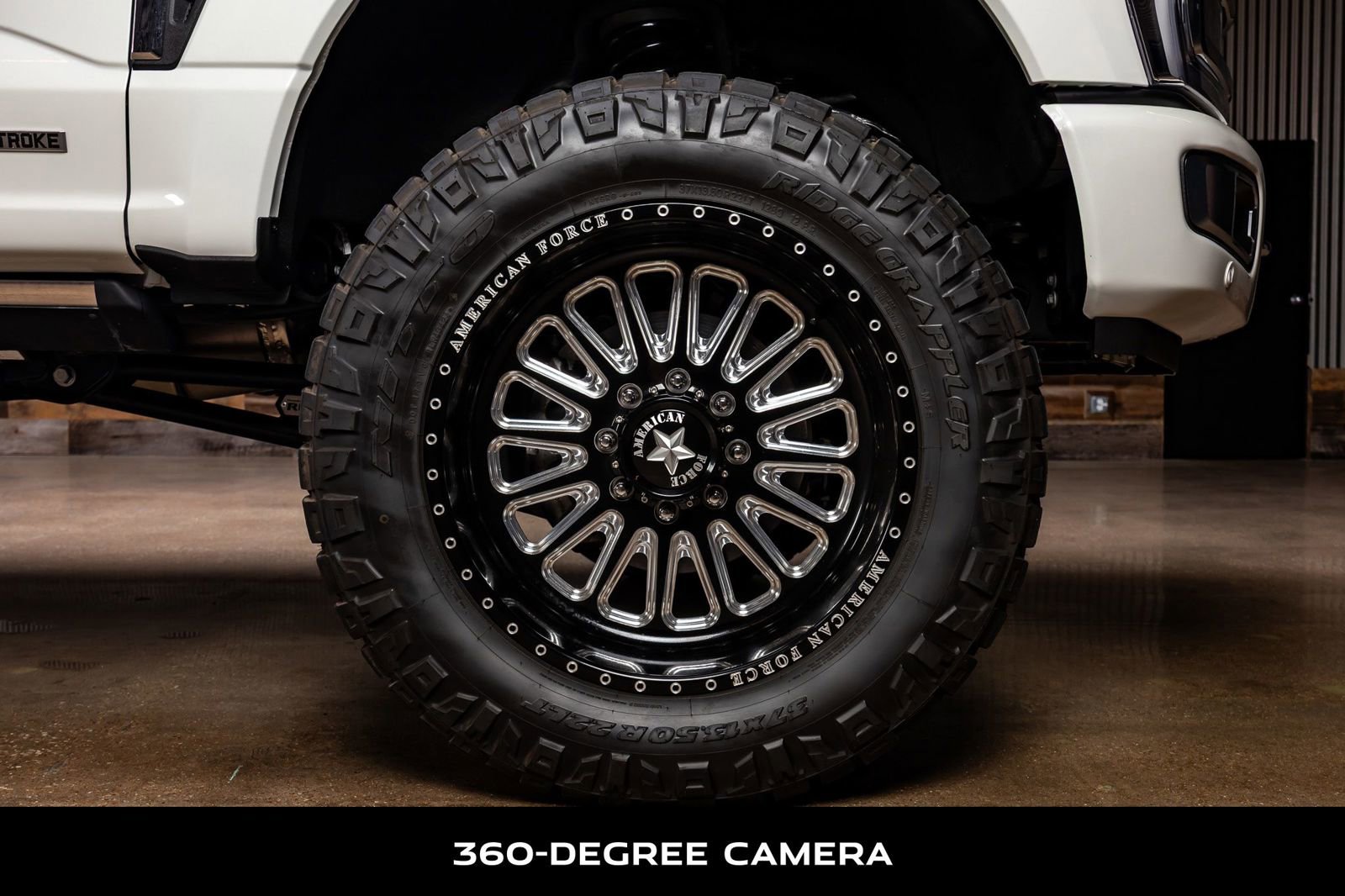 Used 2024 Ford F350 Platinum image 11