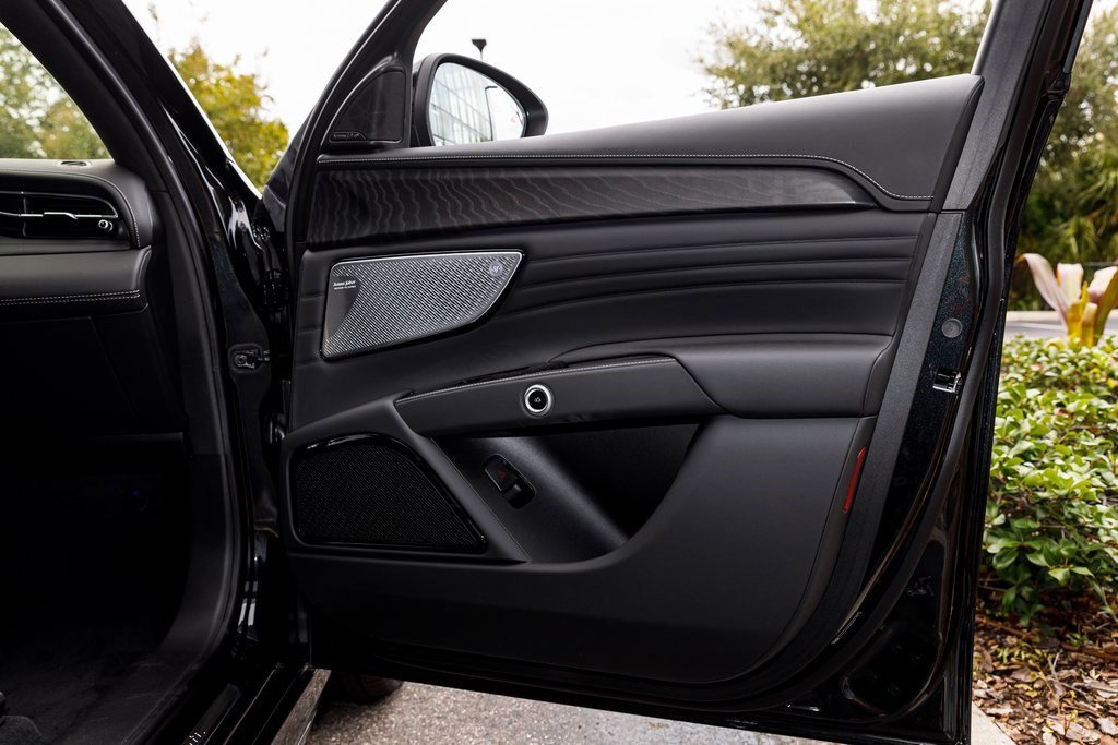 New 2025 Maserati Grecale Modena image 42