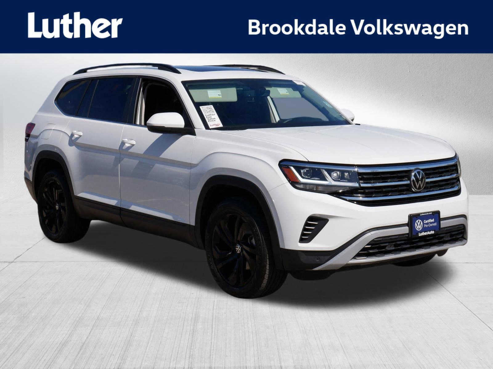 Certified 2023 Volkswagen Atlas SE w/ Panoramic Sunroof Package AWD/4WD image 1