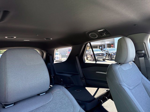 New 2027 Ford Explorer Active RWD image 17