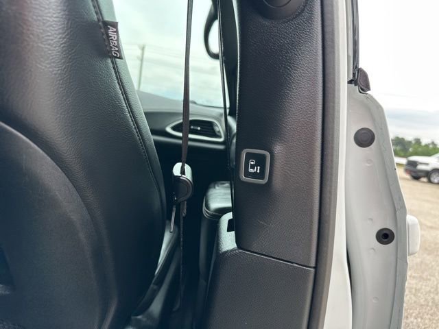 Used 2021 Chrysler Pacifica Touring-L w/ S Appearance Package FWD image 46