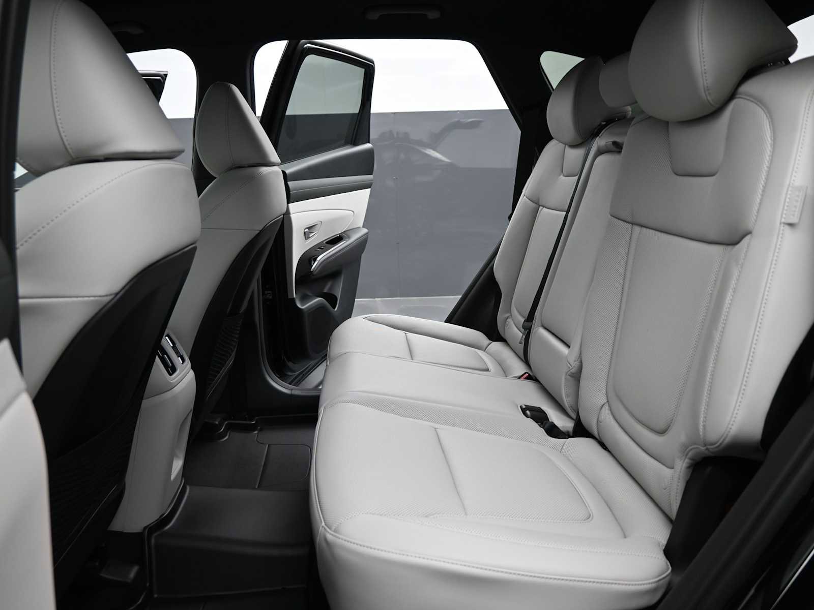 New 2026 Hyundai Tucson Limited image 14