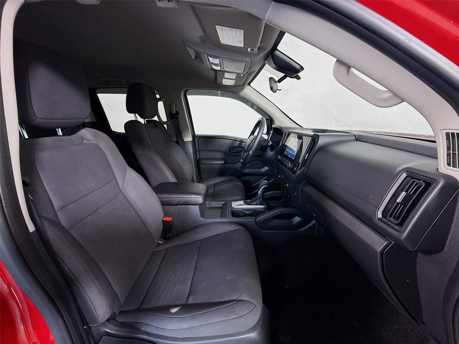 Used 2025 Nissan Frontier S image 18