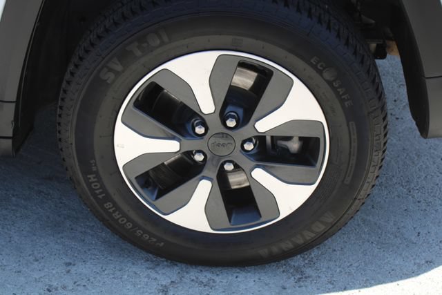 Used 2024 Jeep Grand Cherokee Limited 4xe AWD/4WD image 12