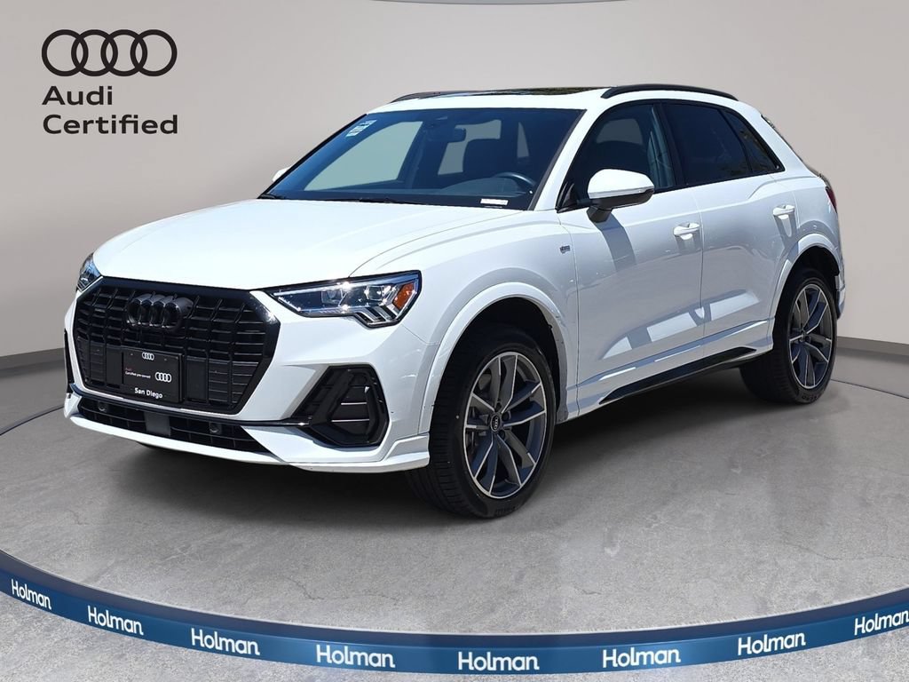 Certified 2025 Audi Q3 2.0T Premium w/ Convenience Package