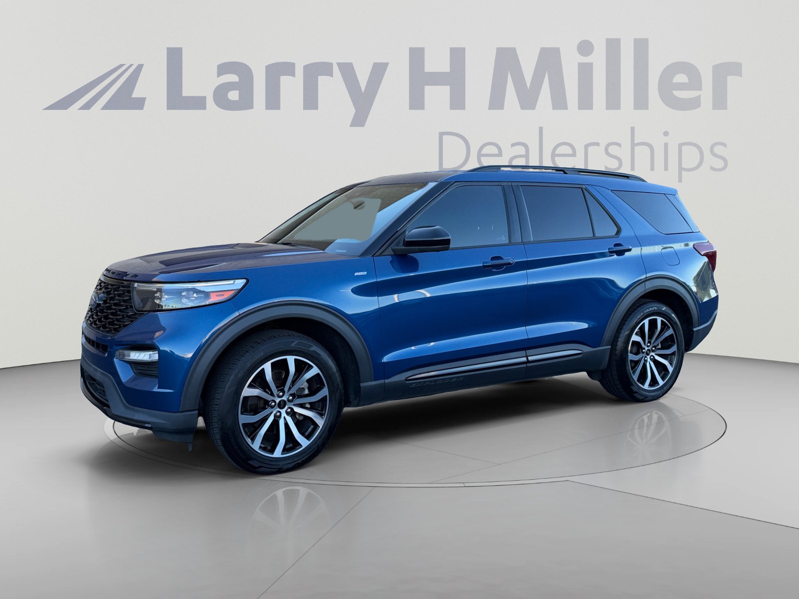 Used 2023 Ford Explorer ST-Line w/ Class IV Trailer Tow Package