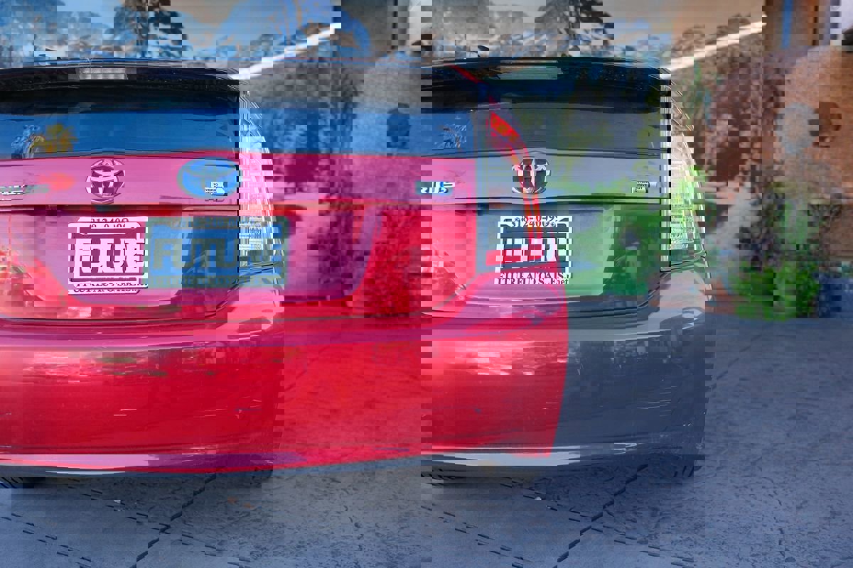 Used 2012 Toyota Prius Four FWD image 18