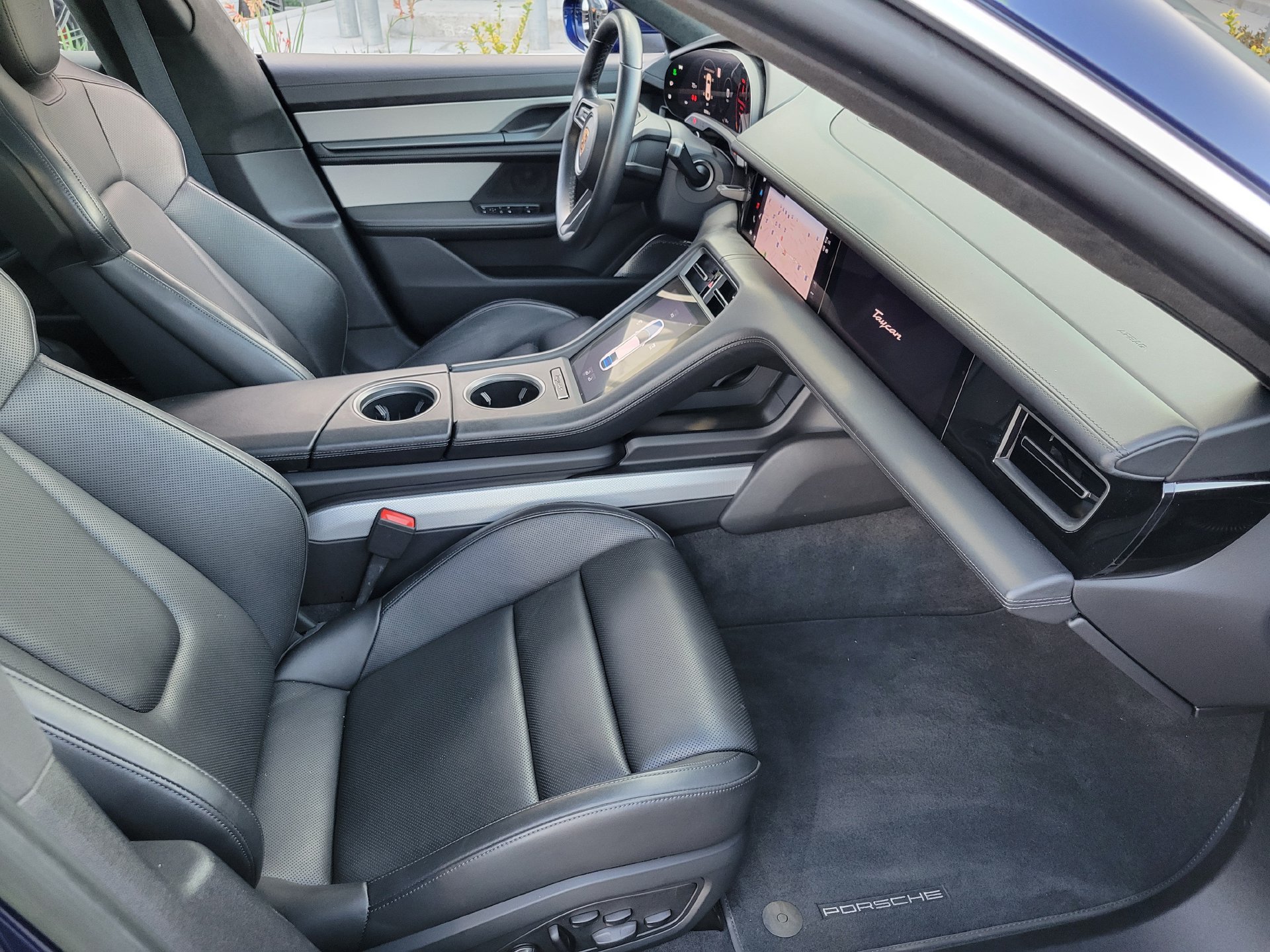 Certified 2022 Porsche Taycan Turbo AWD/4WD image 26