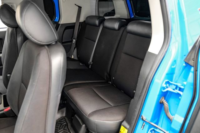 Used 2007 Toyota FJ Cruiser 4WD image 29