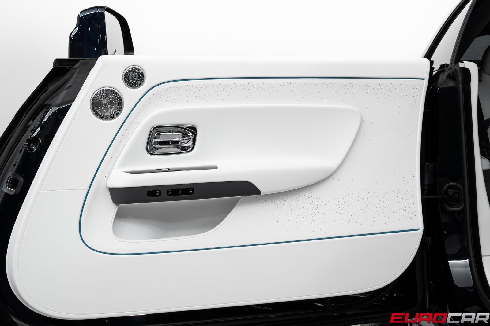 Used 2025 Rolls-Royce Spectre Black Badge image 21