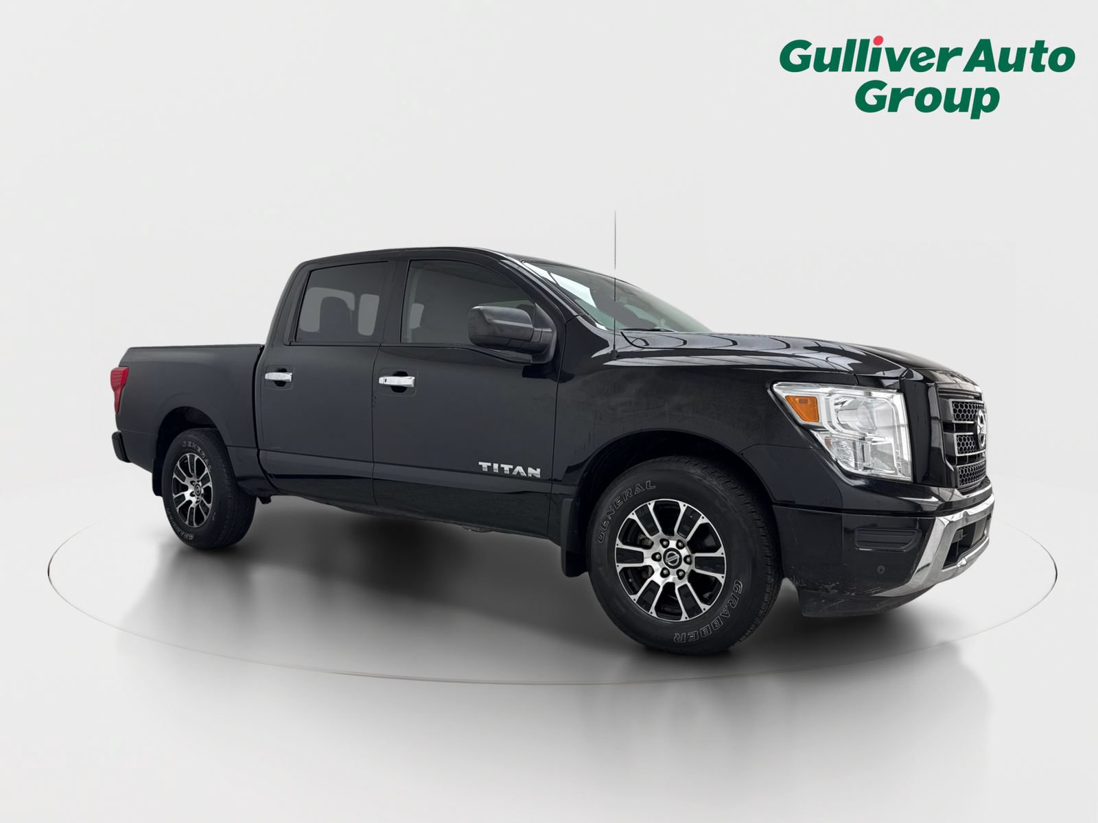 Used 2021 Nissan Titan SV w/ SV Convenience Package RWD image 12