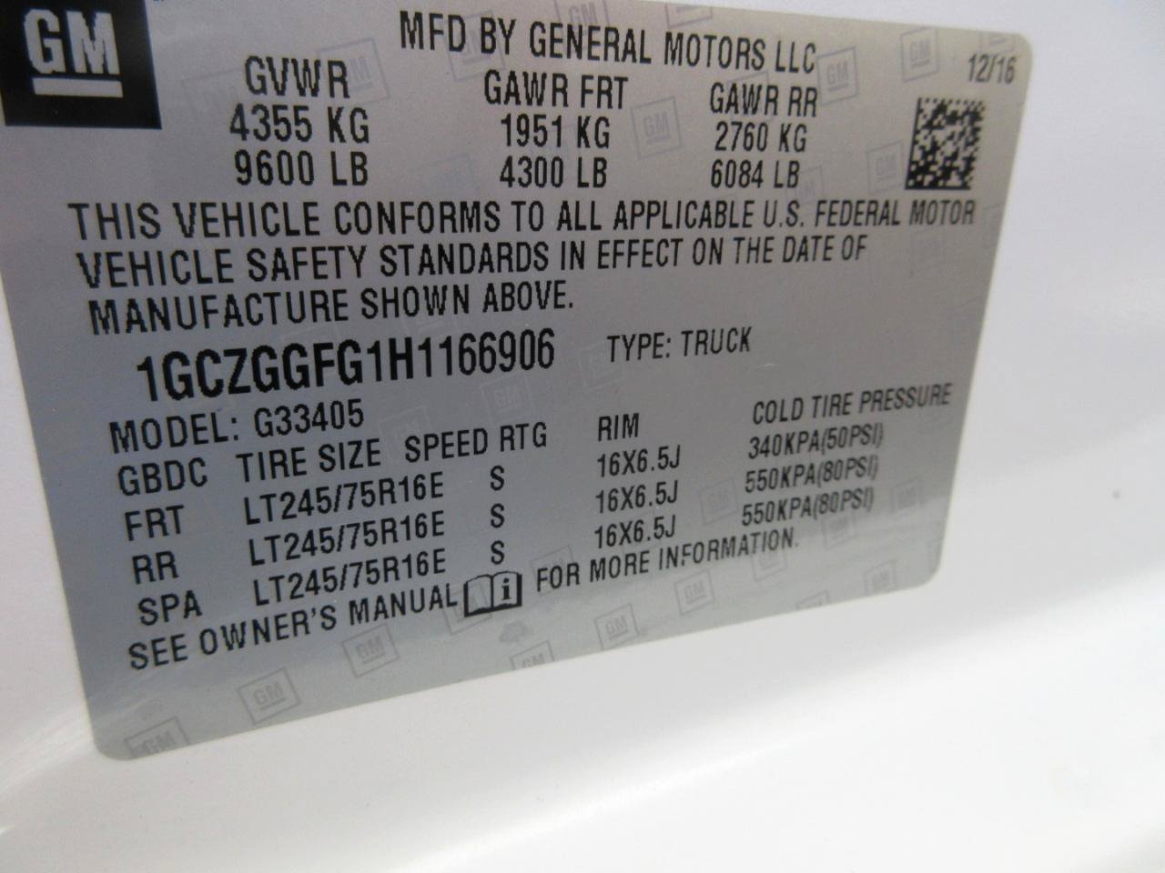 Used 2017 Chevrolet Express 3500 RWD image 32