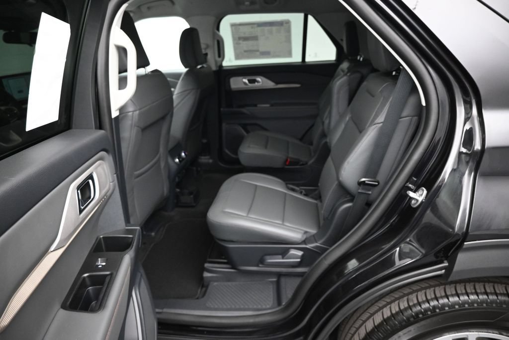 New 2026 Ford Explorer Active w/ Active Comfort Package RWD image 18