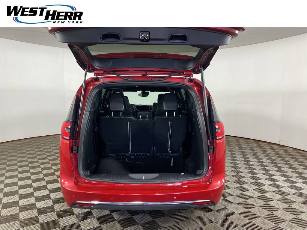 Used 2026 Chrysler Pacifica Select AWD/4WD image 21