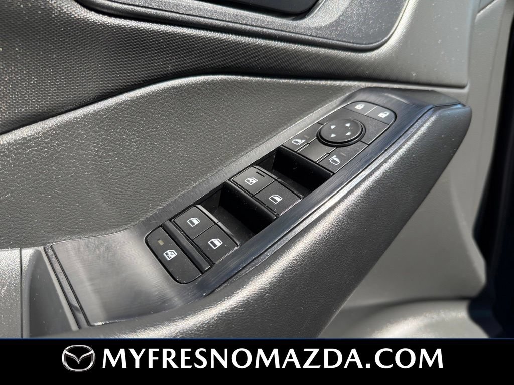 Used 2024 Nissan Rogue S FWD image 32