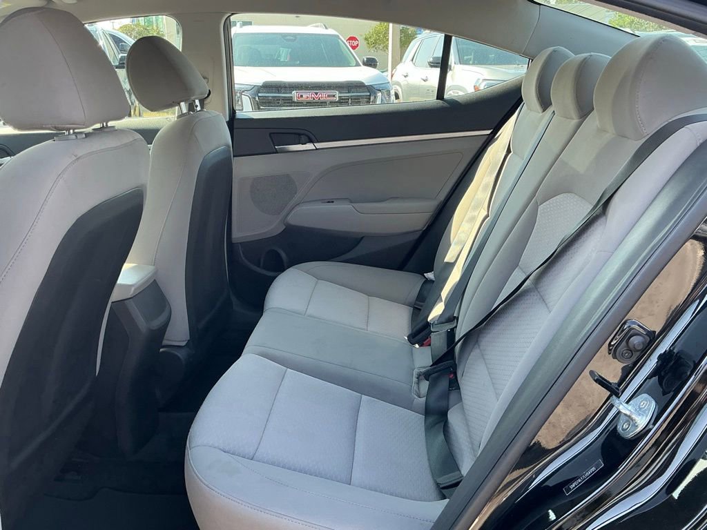 Used 2020 Hyundai Elantra SE image 22