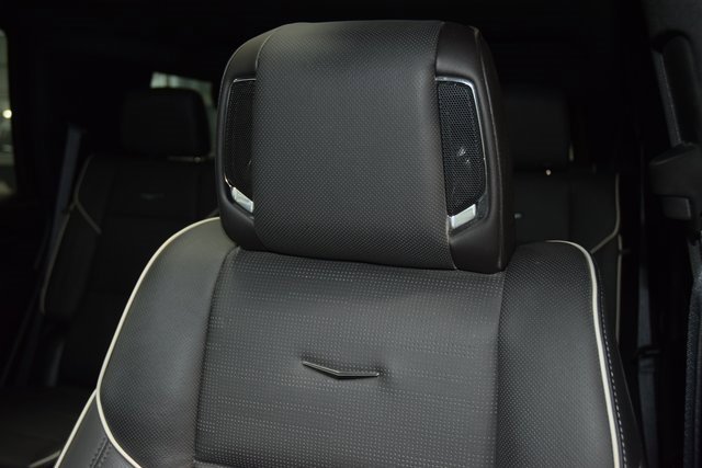 Used 2023 Cadillac Escalade Sport w/ LPO, ONYX Package image 46