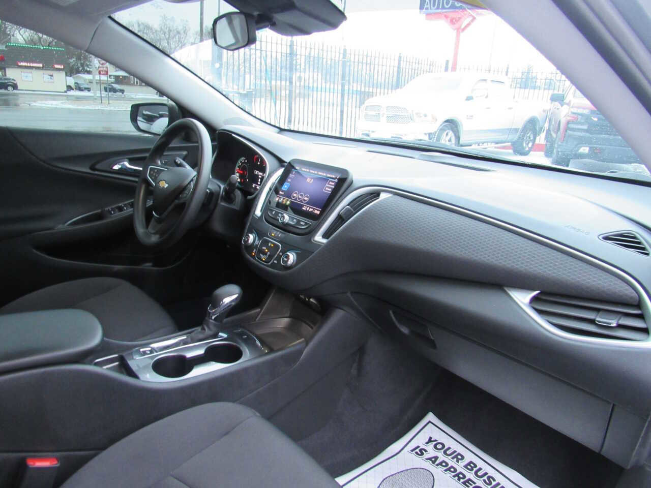 Used 2023 Chevrolet Malibu LS image 22