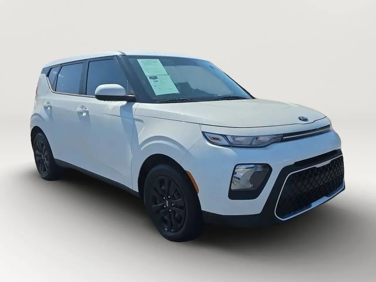 Used 2021 Kia Soul LX FWD image 3