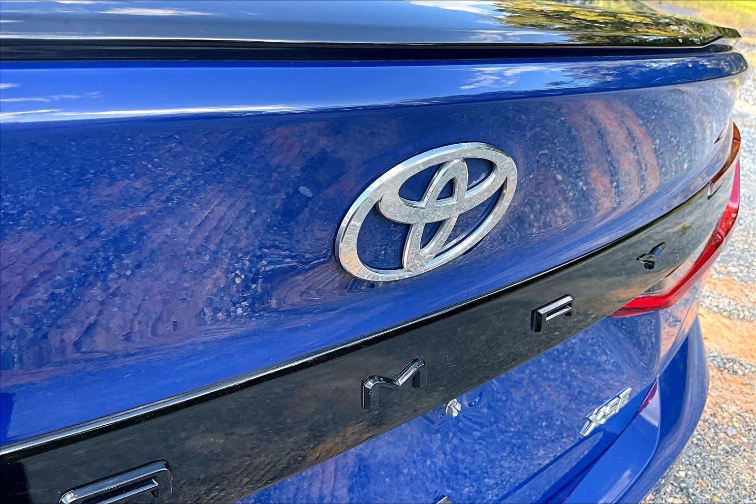 Used 2025 Toyota Camry XSE FWD image 31