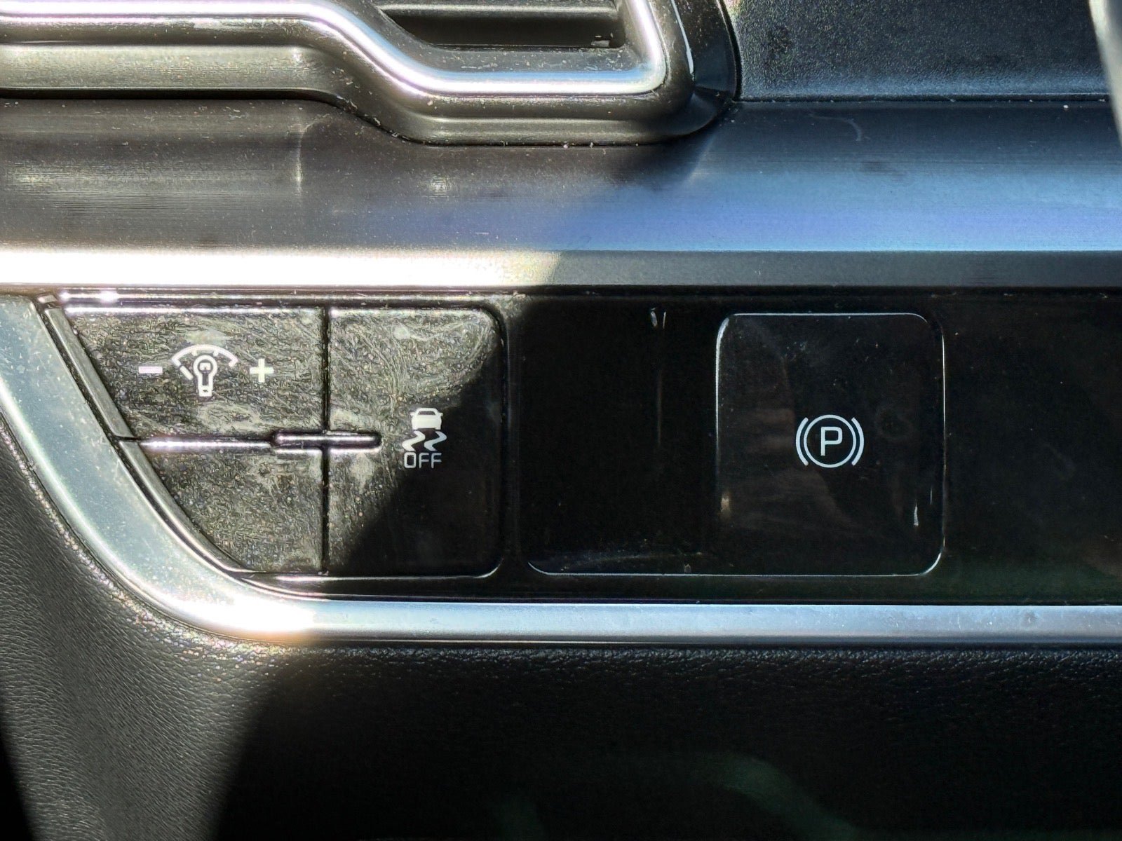 Used 2024 Kia Sportage EX FWD image 19