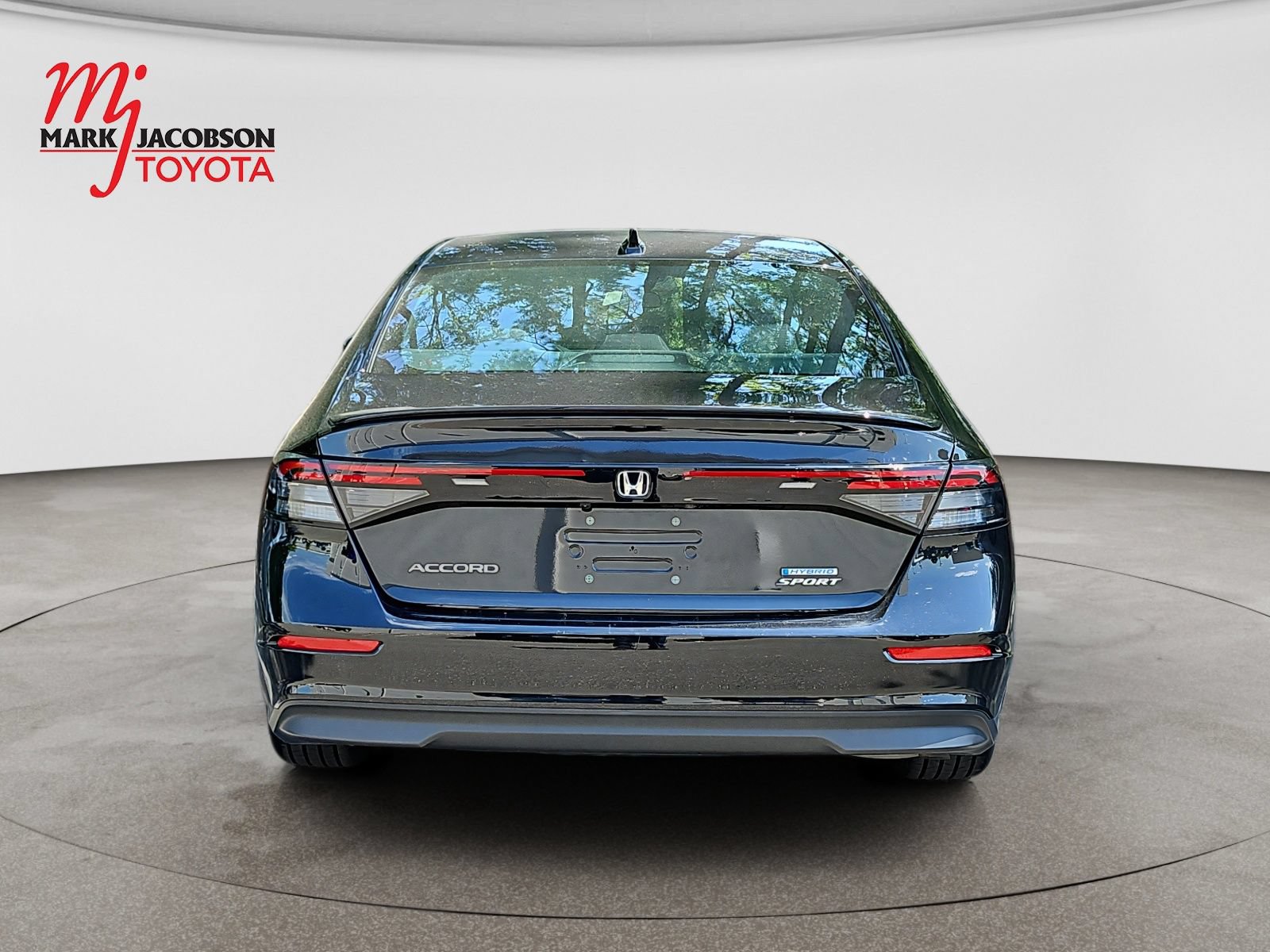 Used 2023 Honda Accord Sport image 11