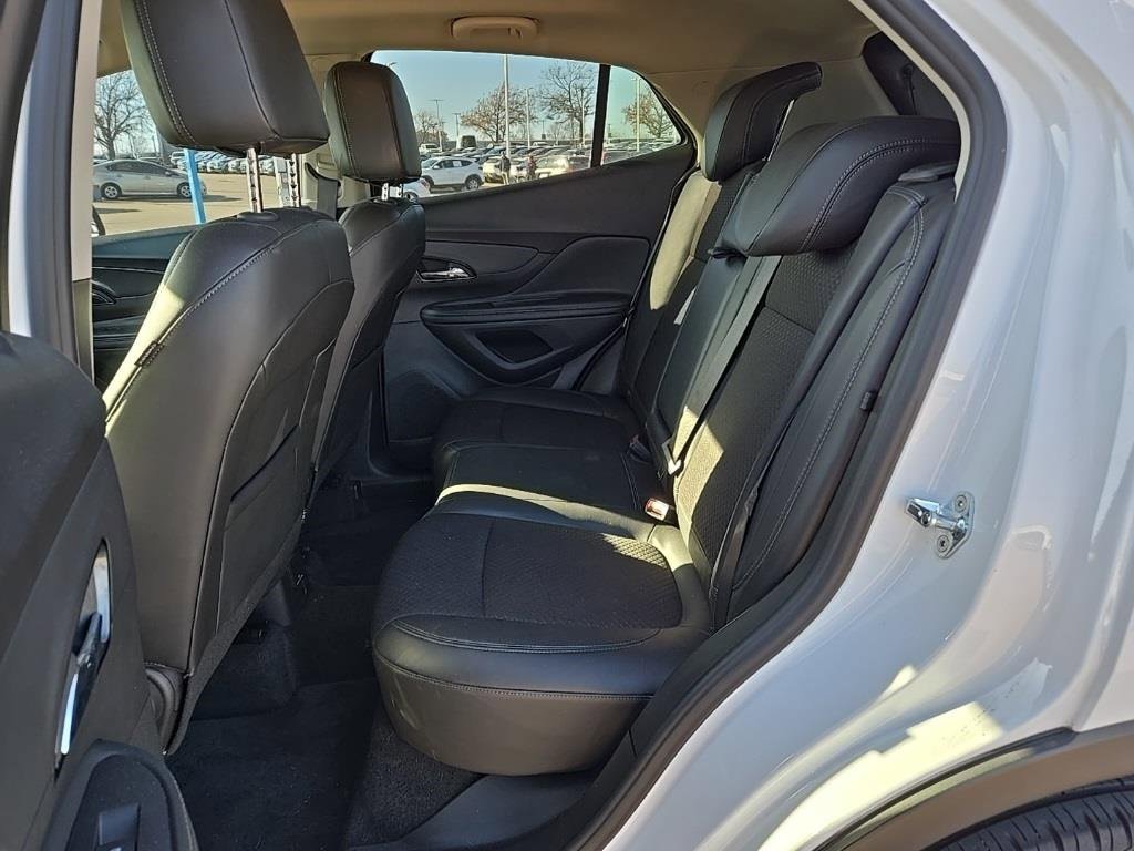 Used 2022 Buick Encore Preferred w/ Safety Package II image 15