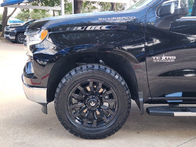 Used 2025 Chevrolet Silverado 1500 LTZ w/ LTZ Premium Texas Edition AWD/4WD image 15