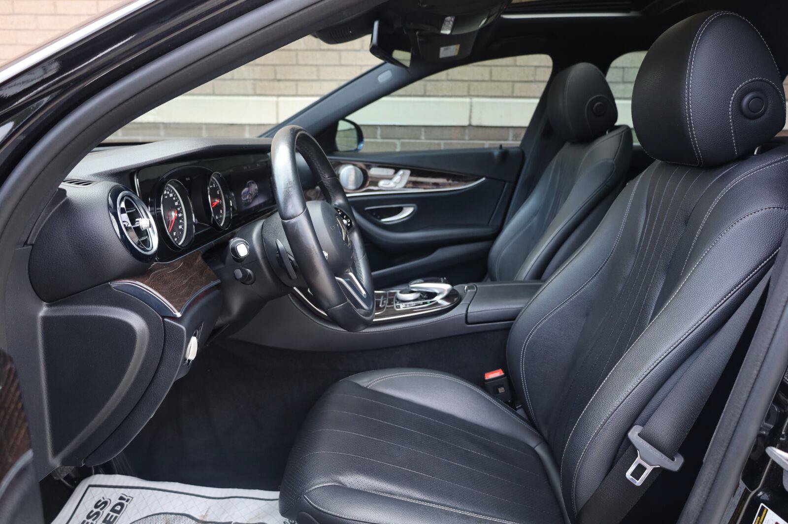 Used 2019 Mercedes-Benz E 300 image 17