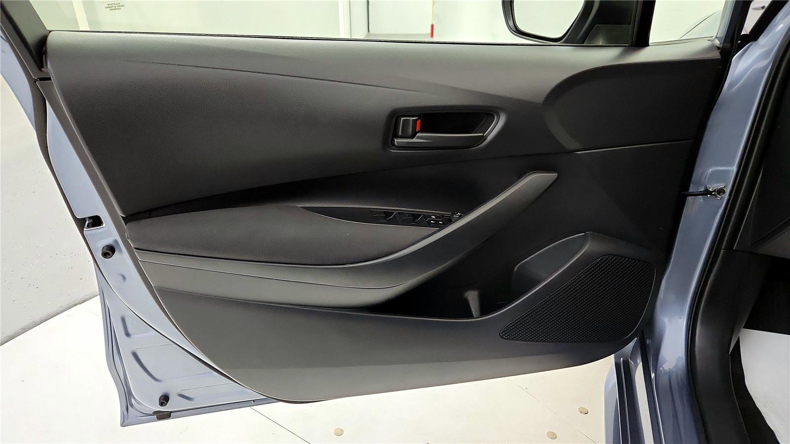 Certified 2024 Toyota Corolla LE image 22