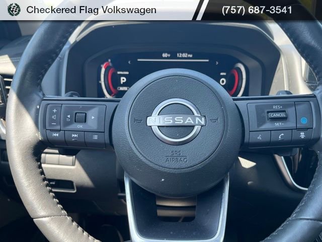 Used 2024 Nissan Rogue Platinum AWD/4WD image 36