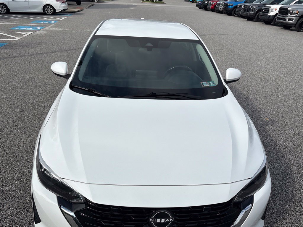Used 2025 Nissan Sentra SV w/ All-Weather Package FWD image 9