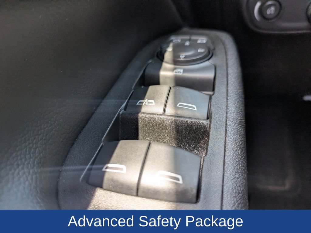 Used 2022 Chevrolet Equinox LT FWD image 23