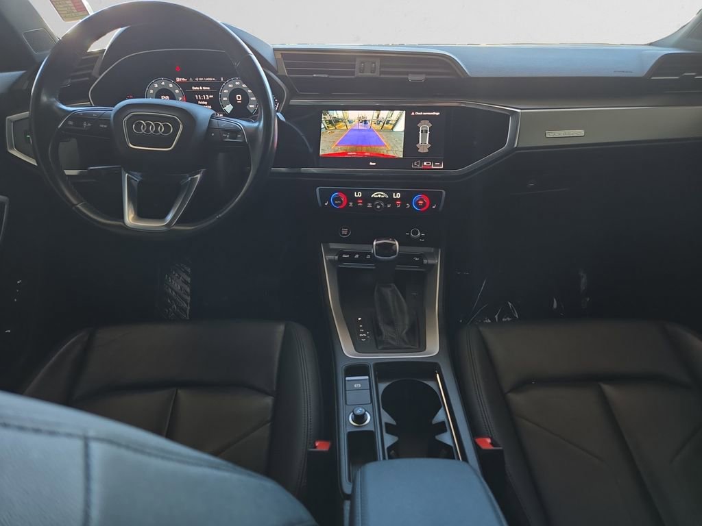 Used 2024 Audi Q3 2.0T Premium image 11