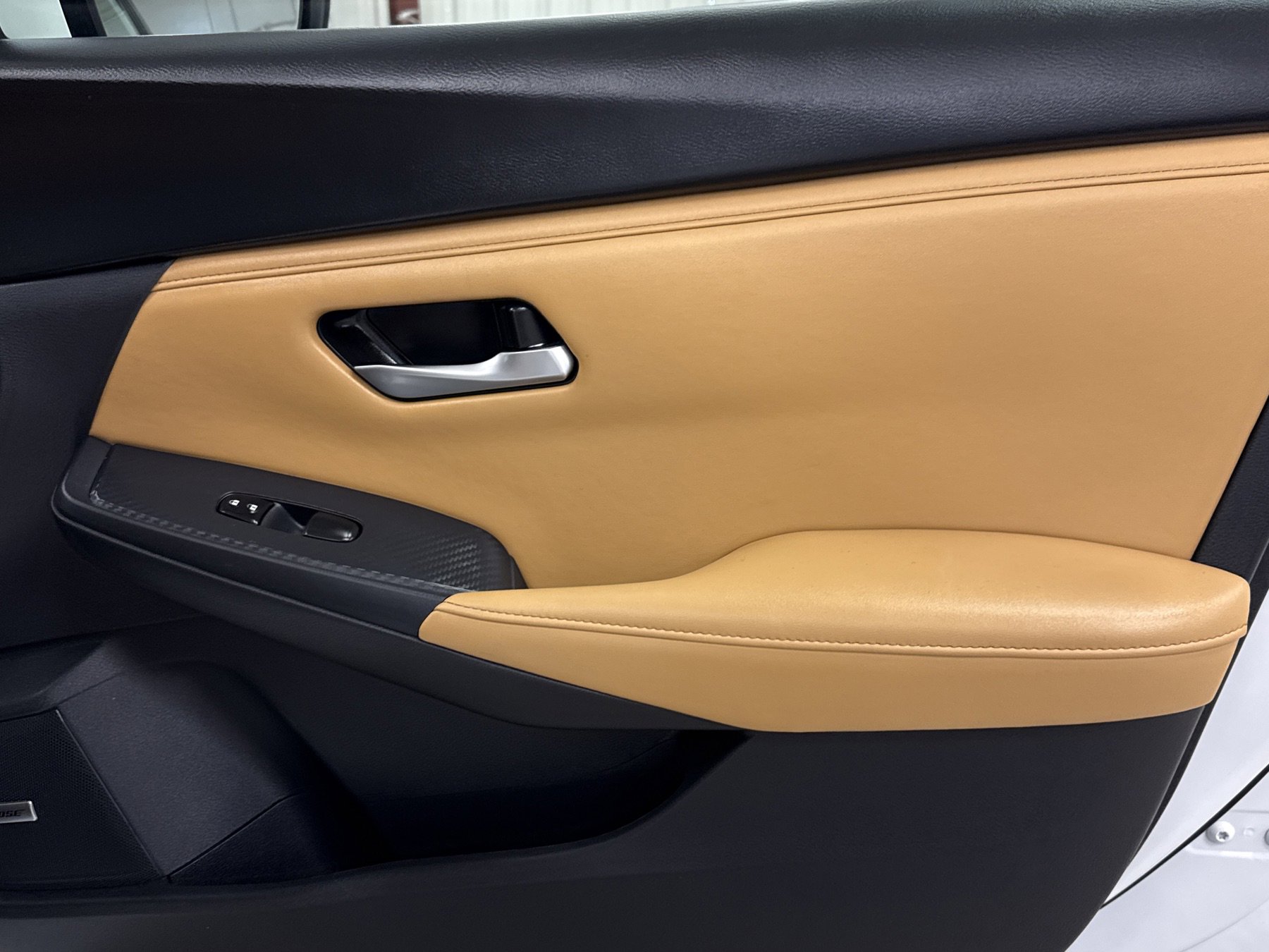 Used 2024 Nissan Sentra SV w/ SV Premium Package image 26