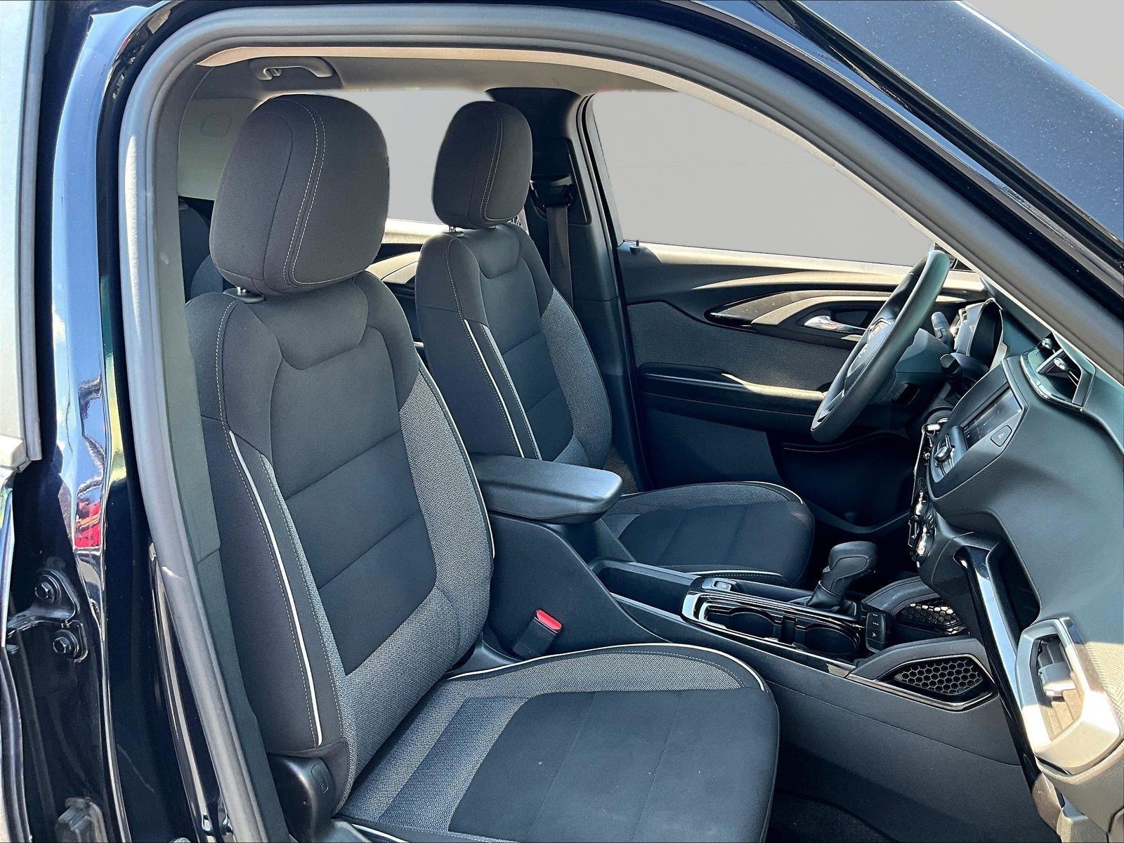 Used 2021 Chevrolet TrailBlazer LS FWD image 27