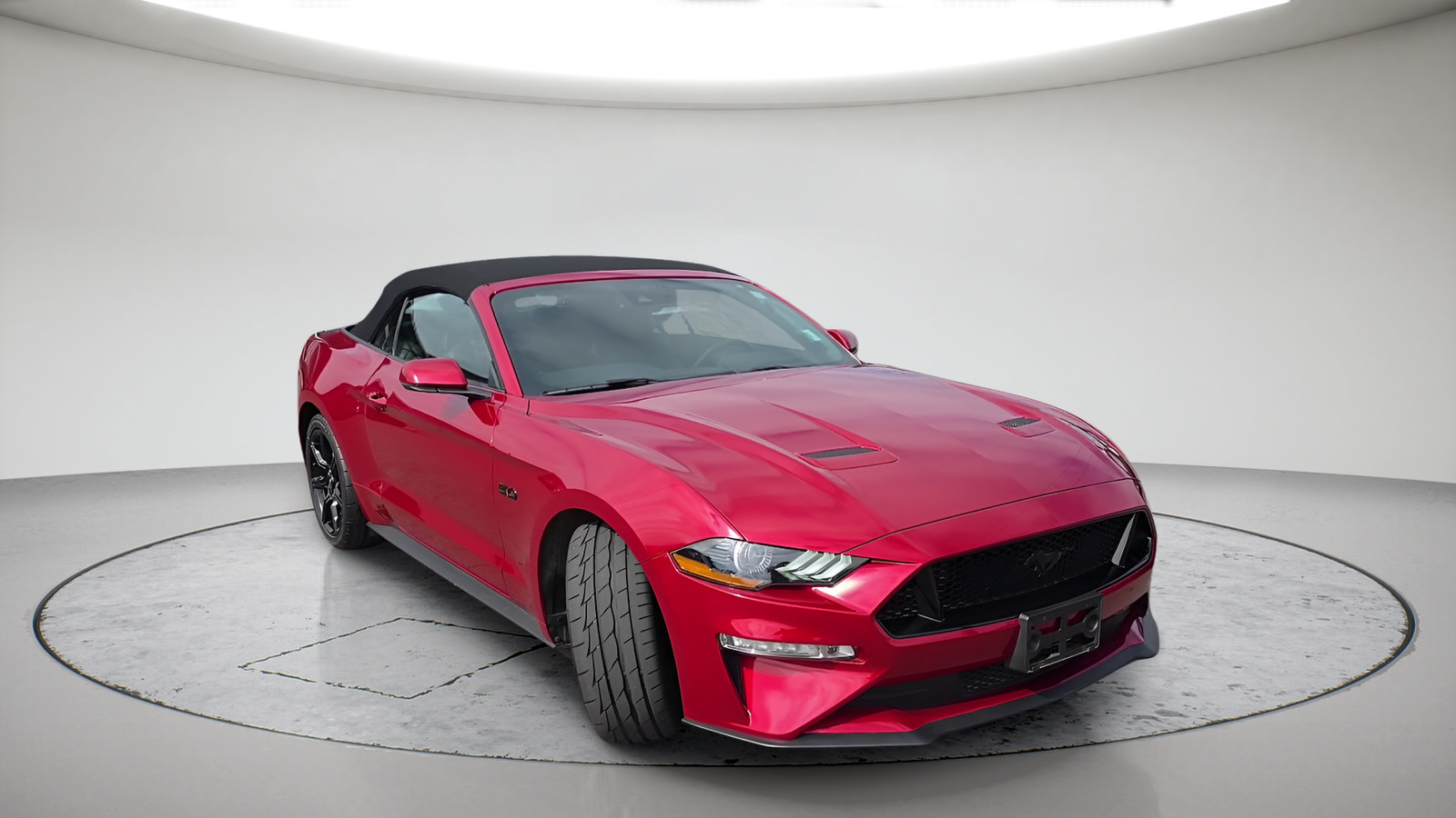 Used 2020 Ford Mustang GT Premium w/ Ford Safe & Smart Package RWD image 3
