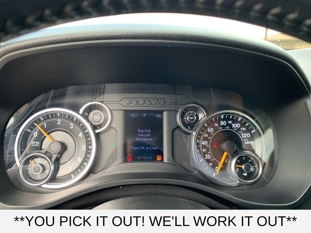 Used 2022 RAM 1500 Big Horn AWD/4WD image 14