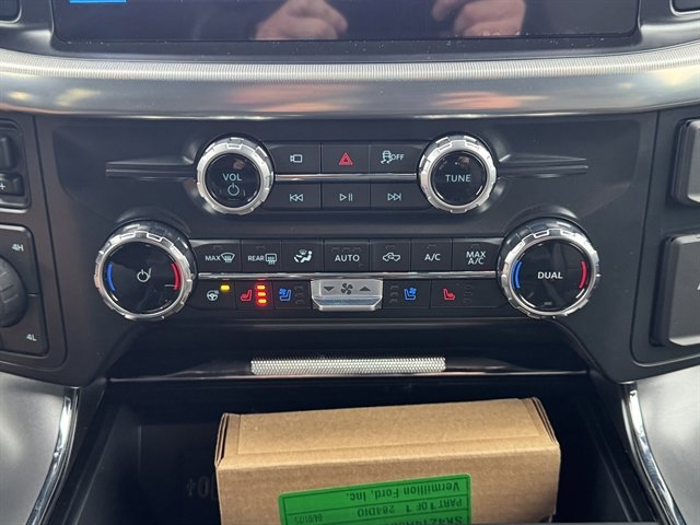 New 2025 Ford F150 Lariat w/ Equipment Group 501A Mid image 19