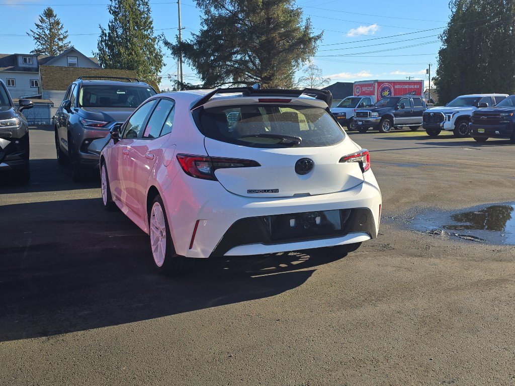 New 2026 Toyota Corolla SE image 2