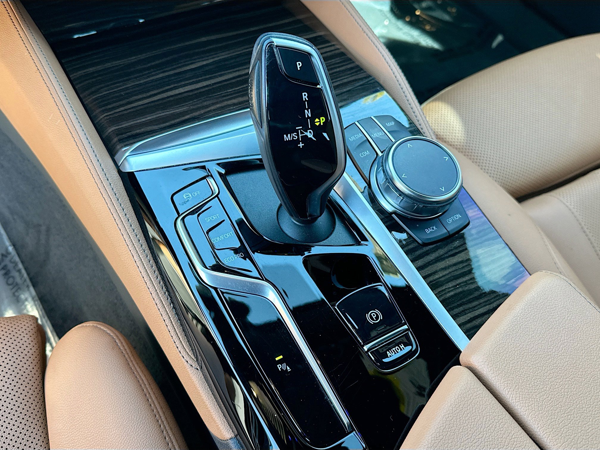 Used 2023 BMW 530i w/ M Sport Package image 17